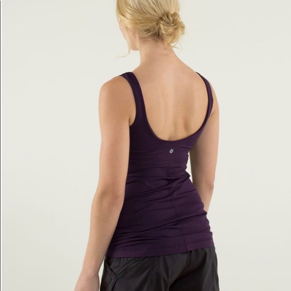 Lululemon Aria Tank II. Size 4 Color: Deep Zinfandel excellent condition - Picture 2 of 13
